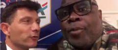 Basile Boli n'arrive pas à dire "Allez Bordeaux"