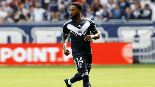 Ex-Girondins : Vital Nsimba rebondit officiellement à Clermont Foot après son passage à Haïfa