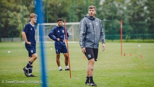 N3 : défaite des Girondins face au Pau FC avec un doublé de Sofiane Achour