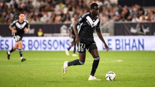 Anciens Girondins : Aliou Badji rebondit en Grèce et signe au Levadiakos