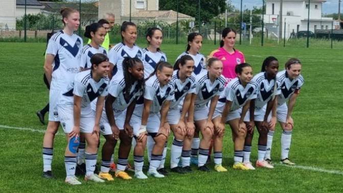 R1F : les Bordelaises cartonnent Soyaux 4 buts à 0