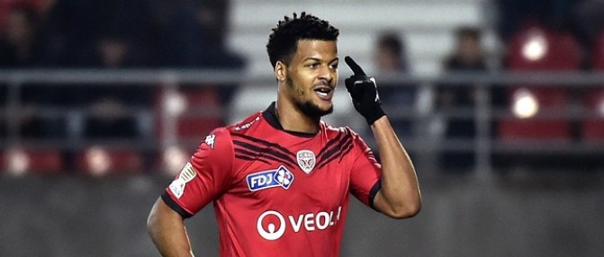 Mercato - Diony file en Angleterre (officiel)