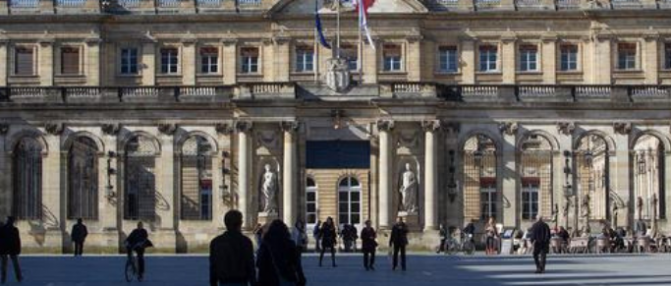 La mairie de Bordeaux se met aux couleurs des Girondins