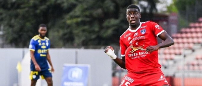 Mercato : un joueur des Girondins suivi par deux clubs français