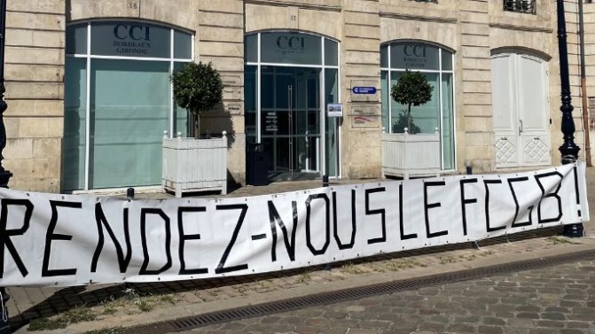 Girondins : les supporters mettent le "pression" devant le tribunal, une journée importante mercredi