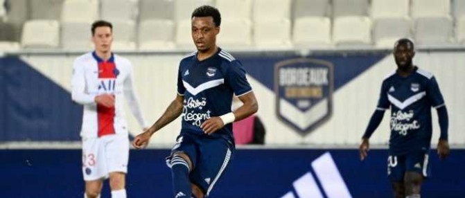 Le défenseur des Girondins Edson Mexer blessé