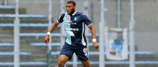 Mercato : un crack défenseur central de Ligue 2 en approche ?