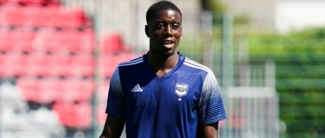 Le défenseur des Girondins Malcom Bokele sélectionné avec le Cameroun
