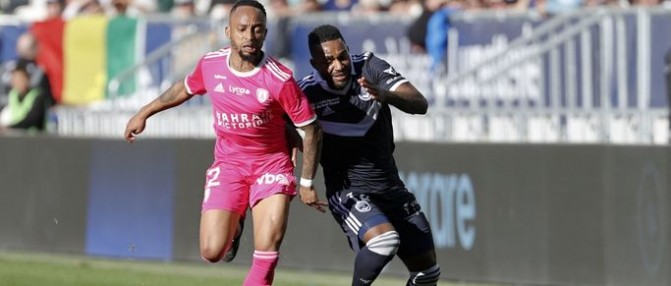 Girondins : “Bordeaux est sur un siège éjectable avec cette seconde place de Ligue 2”