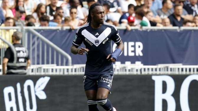 Deux matchs de suspension pour Alberth Elis après Rodez