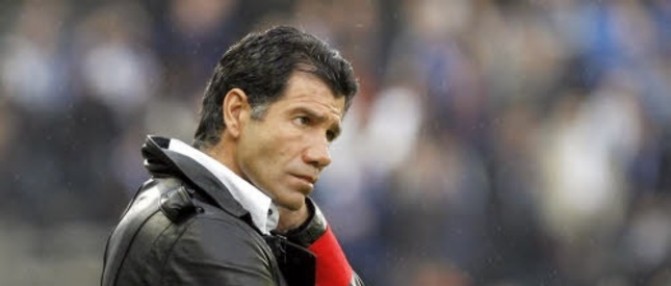 Enzo Scifo, anciens joueurs des Girondins devient entraîneur de Mouscron