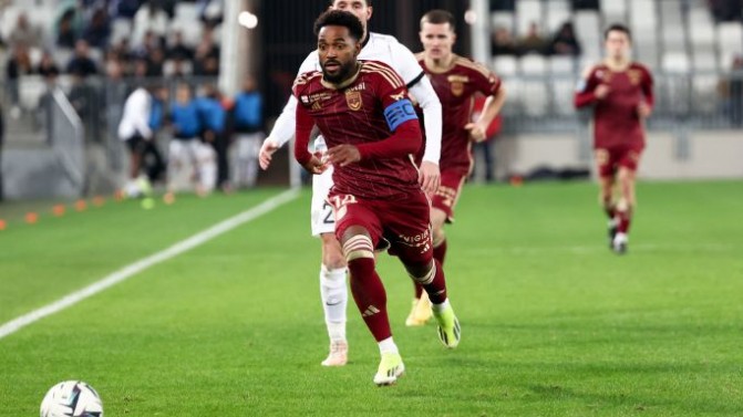 Mercato : la prolongation de Vital Nsimba à l’arrêt chez les Girondins