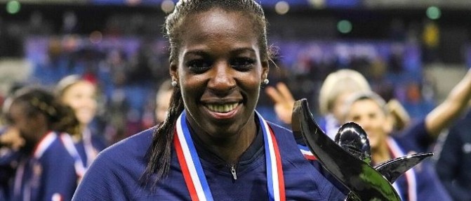 Viviane Asseyi : “Voir les Girondins comme ça me fait un pincement au cœur”