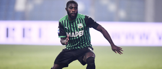 Jérémie Boga (US Sassuolo) admire un joueur des Girondins