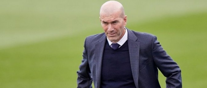 Mercato : Zinédine Zidane sur le banc du Brésil ?