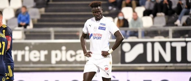 Mercato : visite médicale et contrat signé pour Zuriko Davitashvili et Aliou Badji