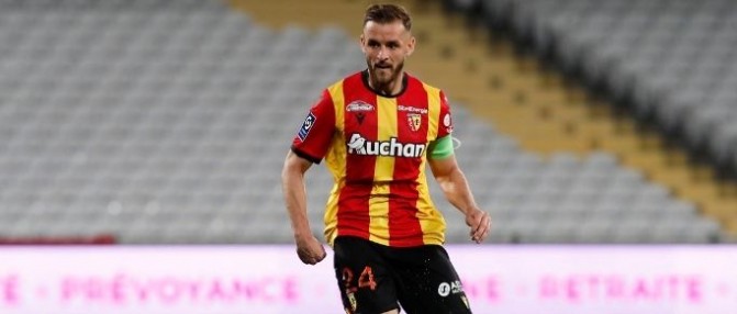 Mercato : l'ancien des Girondins Jonathan Gradit prolonge avec le RC Lens