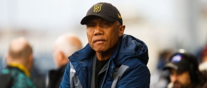 Antoine Kombouaré : "Une décision a été prise et Bordeaux est en National, pour l’instant"