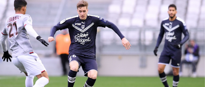 Les Girondins doivent-ils laisser partir Toma Basic ?