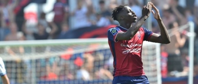 Mercato : deux clubs de Premier League sur Mohamed Bayo