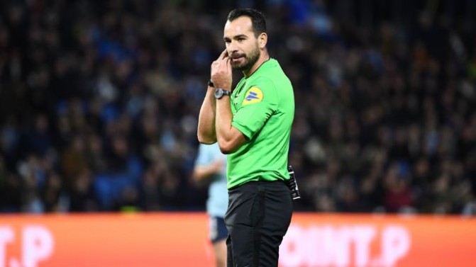 L2 : la liste des arbitres dévoilée, Aurélien Petit porte bonheur des Girondins