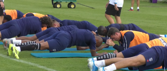 Des images de l'entraînement des Girondins chez les filles et les garçons