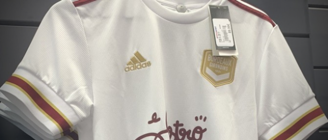 Le nouveau maillot extérieur des Girondins déjà en vente ?