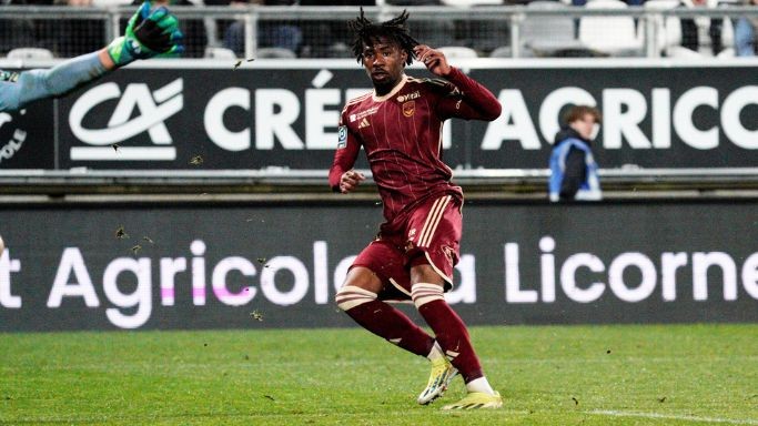 Mercato : Julien Vetro s'est engagé avec Burnley pour être prêté à Dundee FC