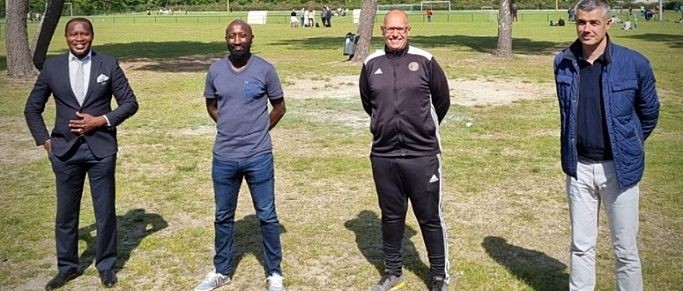 L'ancien joueur des Girondins Louis Gomis arrive au FCSMJ