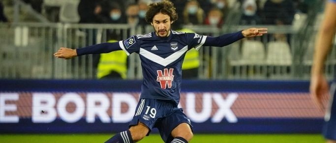 Yacine Adli se distingue avec Bordeaux sur la scène européenne