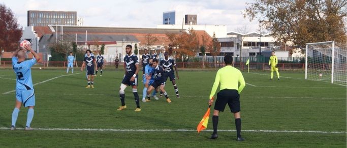National 3 : Une victoire poussive pour les Girondins (2-0)