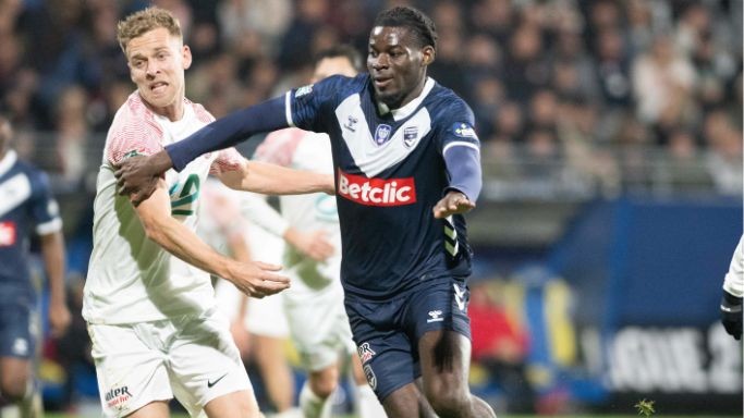 Girondins : deux matchs de suspensions pour El Hajjam, un pour Etonde