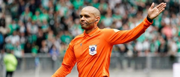 Ajaccio-Bordeaux : un Havrais de 41 ans au sifflet