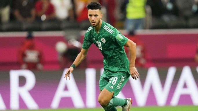 Un milieu de terrain algérien dans le viseur des Girondins ?