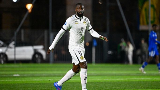 Ex-Girondins : Bruno Ecuele Manga banni de la sélection du Gabon après le fiasco à la CAN