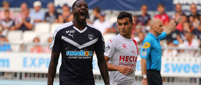 Mercato : Nîmes se renseigne sur la situation de Younousse Sankharé