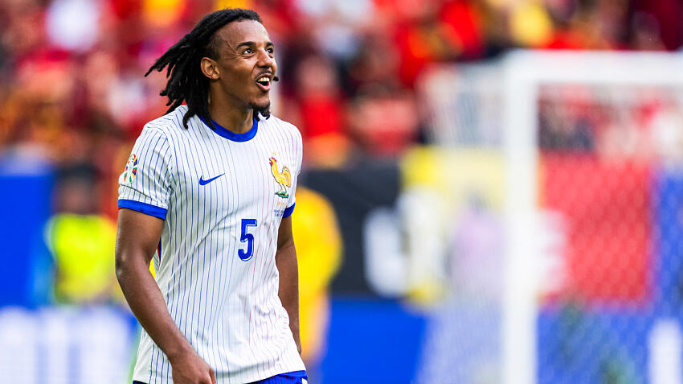 Mercato: Jules Koundé c'est 60M€ pour le Barça