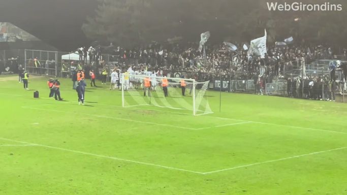 Bordeaux-Poitiers : vidéo communion joueurs supporters des Girondins après le match