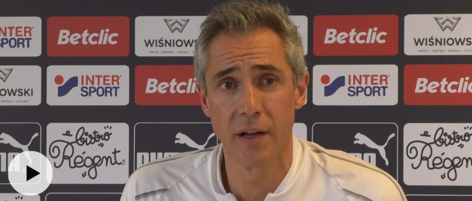 Paulo Sousa explique les changements de système en cours de match