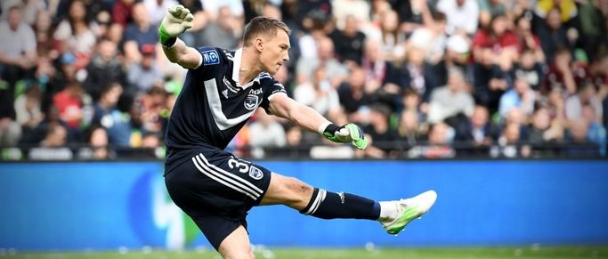 Après 3 matchs, Rafal Straczek vous a-t-il convaincu ?