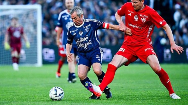 Girondins : "Le club a déjà un pied dans le précipice", le cri du cœur d'Alain Giresse